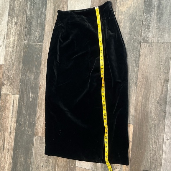 Vintage Laura Ashley Long Skirt Evening Wear Size 10 Black Velvet High Waist - Picture 6 of 10